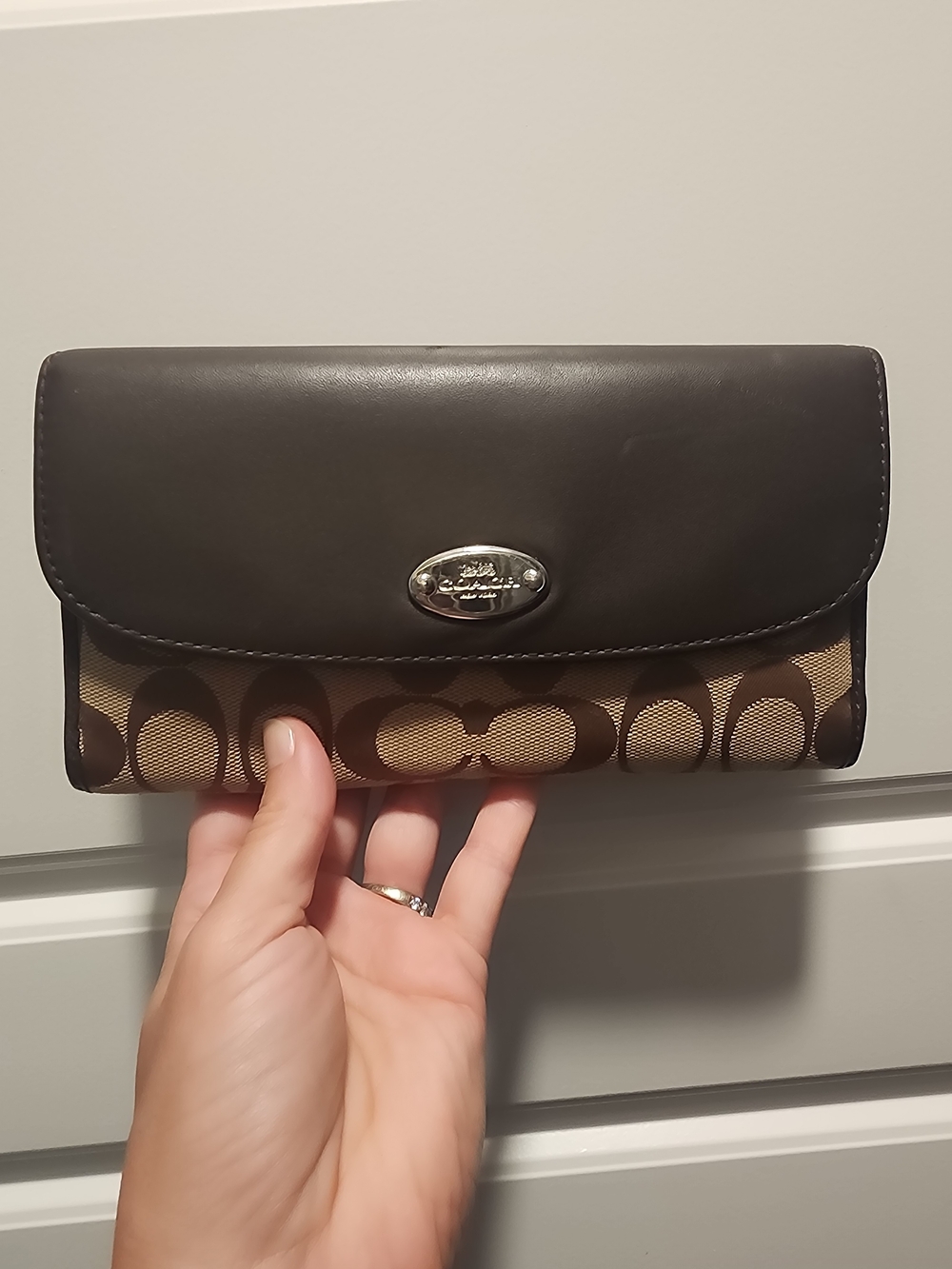 Coach Signature Canvas Trifold Wallet in Brown